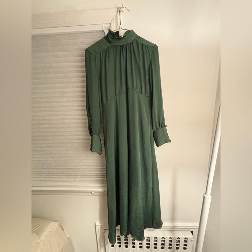 Zara Long Sleeve Green Dress